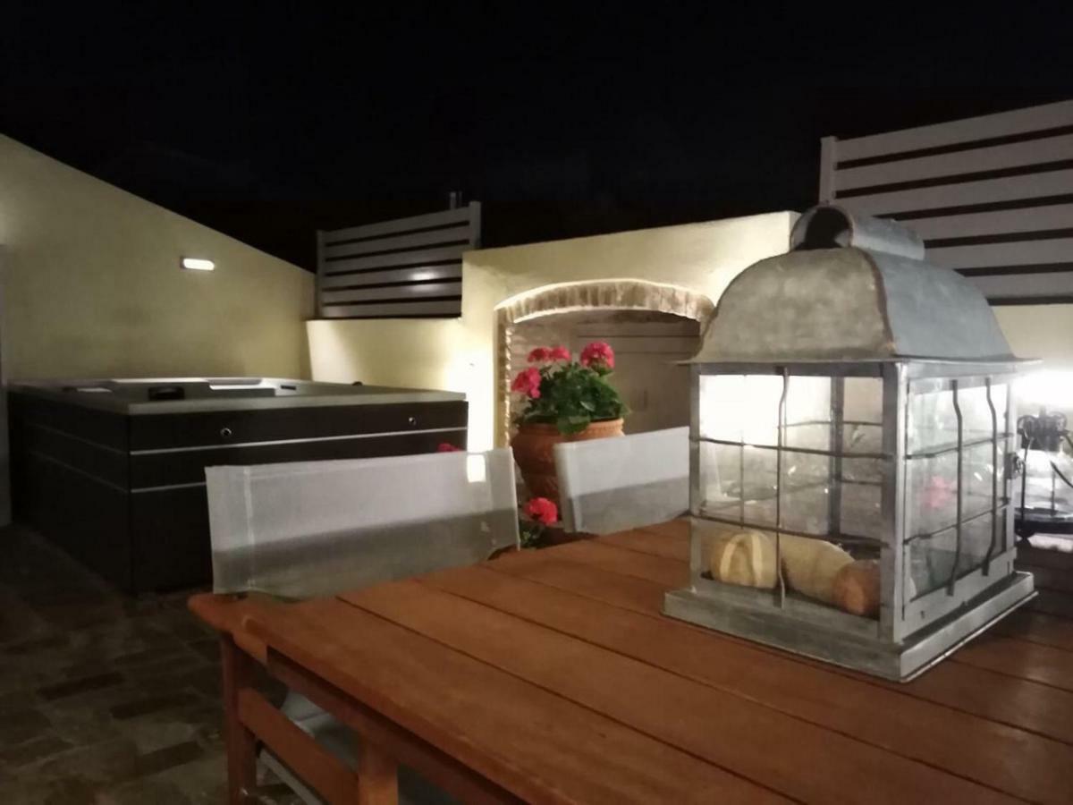 Anemomilos Jacuzzi Suite Corfu  Eksteriør bilde